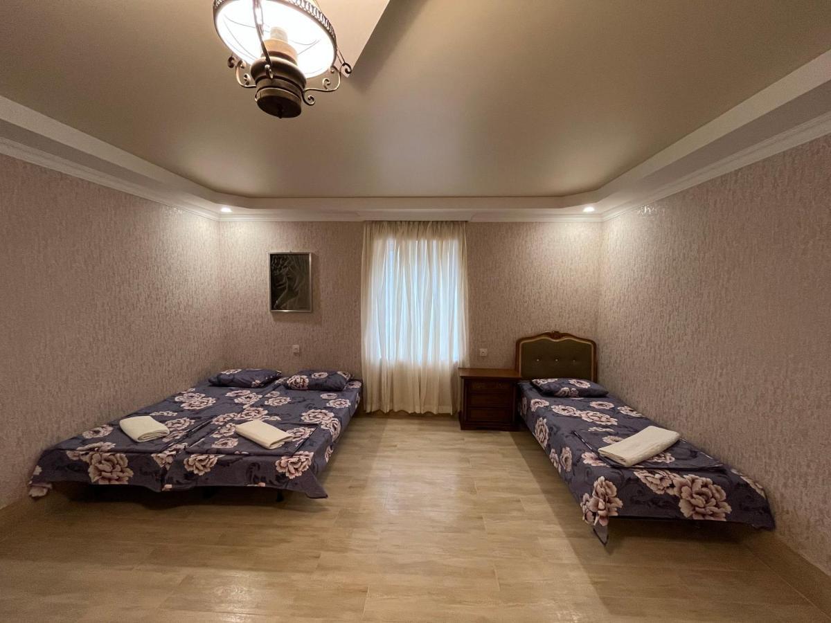 Kutaisi City Heart Apartment Exterior foto