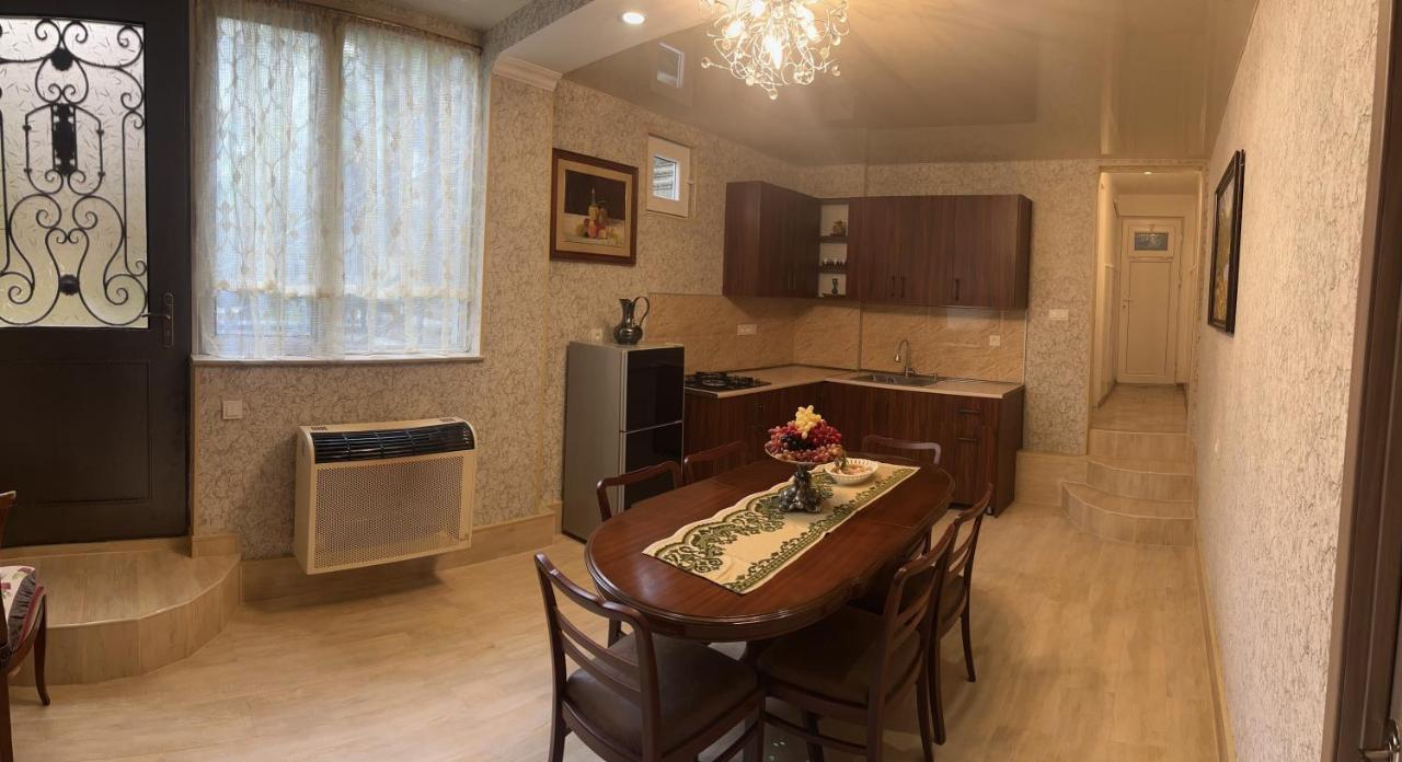 Kutaisi City Heart Apartment Exterior foto